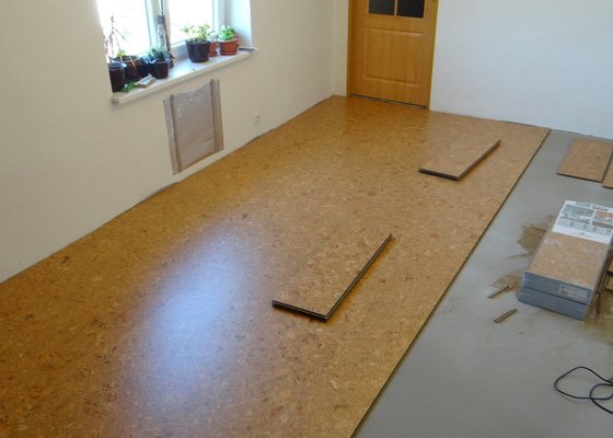 Pokládka korkové podlahy CorkComfort Xtreme WRT ( Bystřice nad Pernštejnem )
