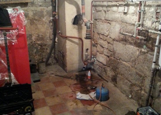 Automatický kotel 25 kw + montáž