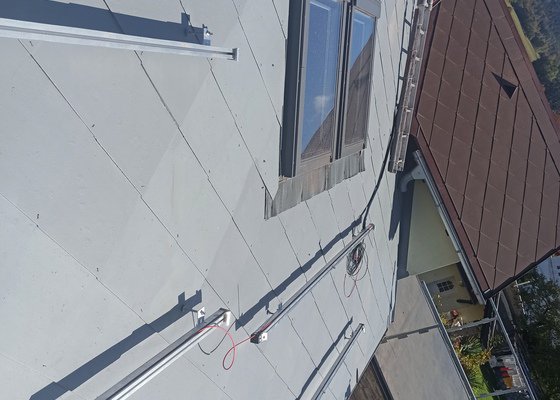 Nater eternitove strechy, montaz profilu na fotovoltaiku
