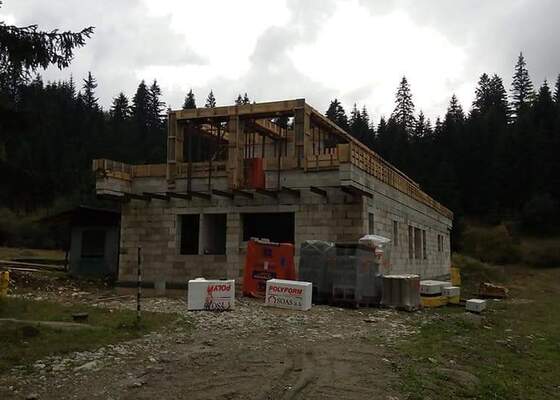 Villa Silvia, Zuberec, SK a Výstavba hrubé stavby RD
