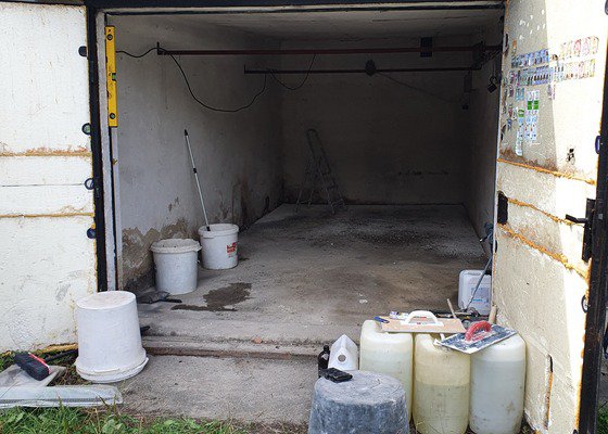 Kompletní rekonstrukce řadové garáže