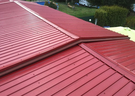 Pokrytí střechy trapézovými plechy