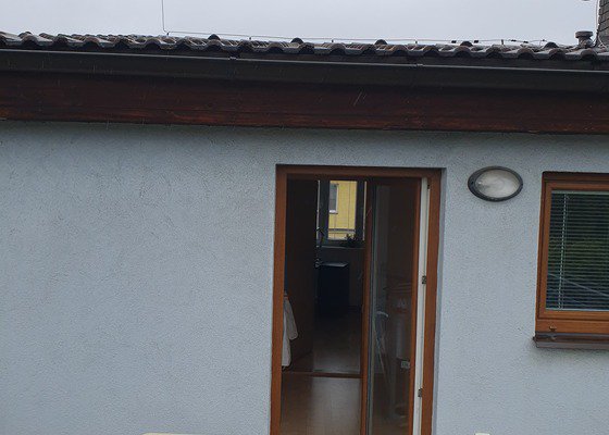 Oprava střechy vikýře řadového domu