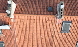 Přelaťování sedlové střechy - stav před realizací