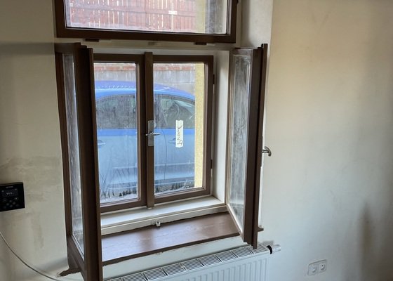 Renovace špaletového okna a dřevěných dveří