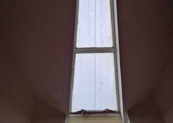 Seřízení a oprava plastových a dřevěných oken