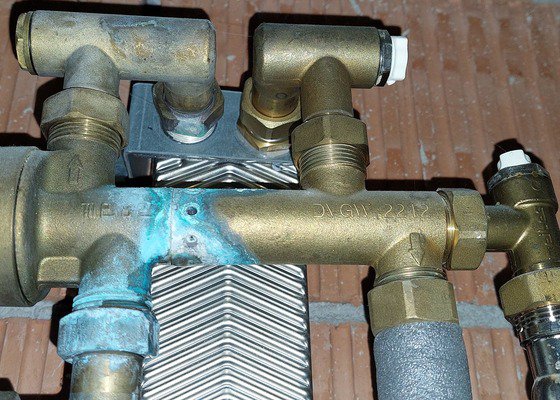 Oprava / výměna pěticestného ventilu pro teplou vodu