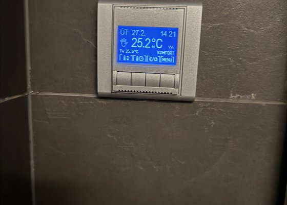 Oprava termostatu v koupelně