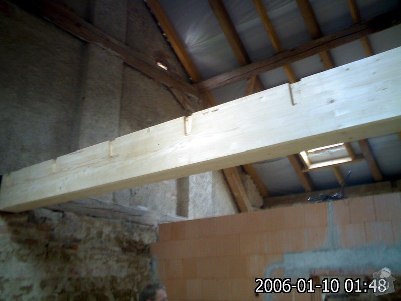 Dřevěná stropní konstrukce: FOTKY_PDA_026