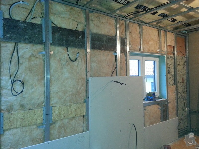 Vytvoření stěn a stropů v kuchyni a koupelně: 20131102_153257