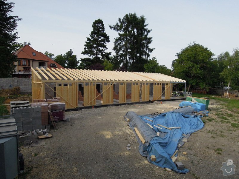 Dodávka a montáž dřevěné konstrukce a krovu rodinného domu : 6