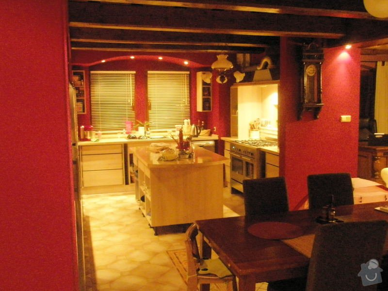 Rekonstrukce kuchyně, obyvacího pokoje a stavba prodejny: P8160550