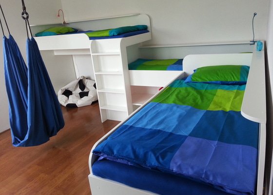 Dětský pokoj - postele pro tři děti