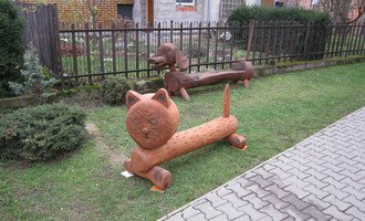 Výroba dřevěné sochy