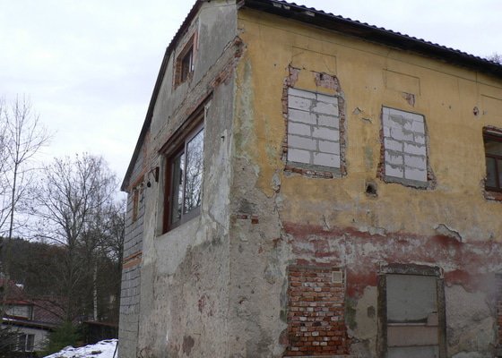 Fasáda, vyztužení rodinného domu a klempířské práce