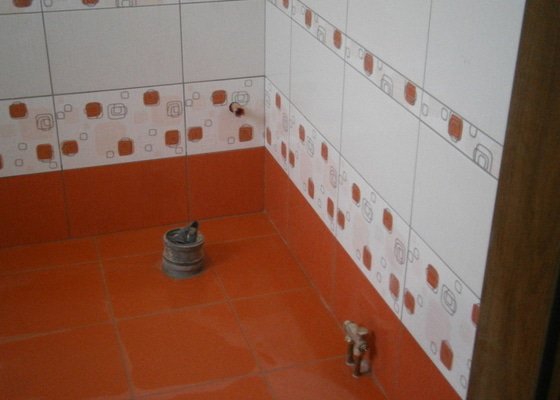 Obklad a dlažba WC s umyvadlem