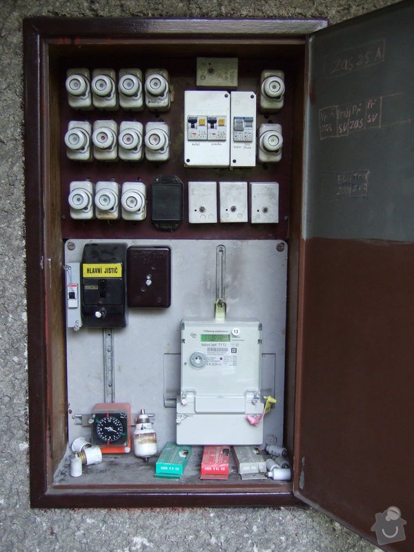 Revize elektroinstalace v rodinném domě: DSCF0002