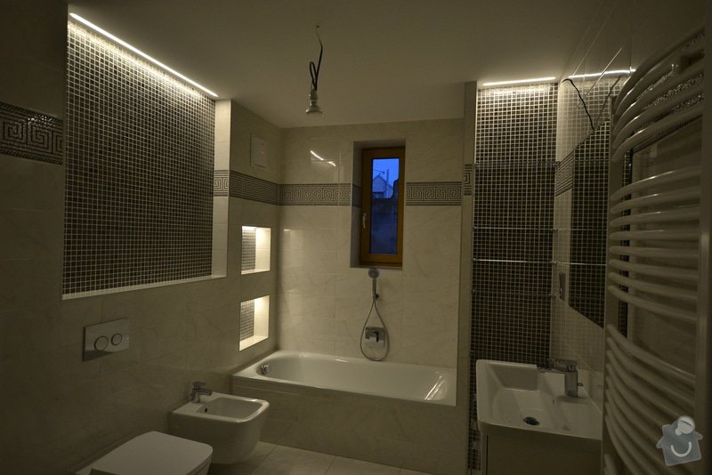 Rekonstrukce dvou koupelen v rodinném domku: Popelka_2._15_