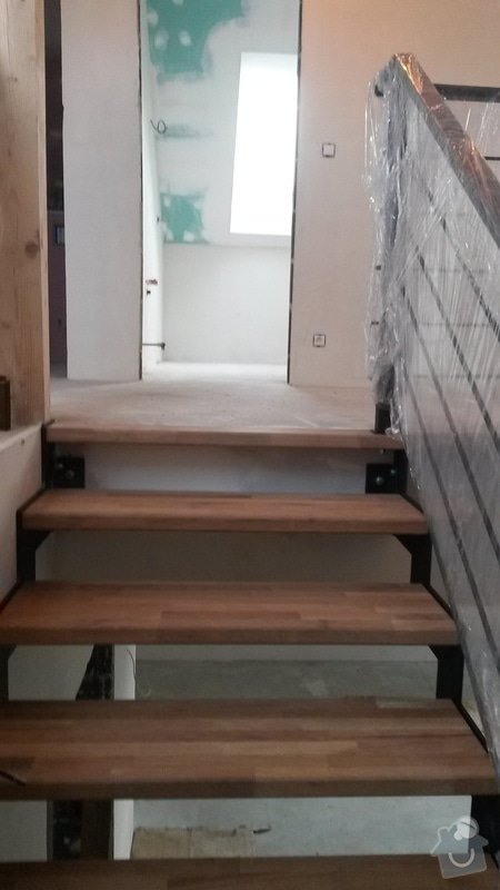Interiérové schodiště: 20150111_151752