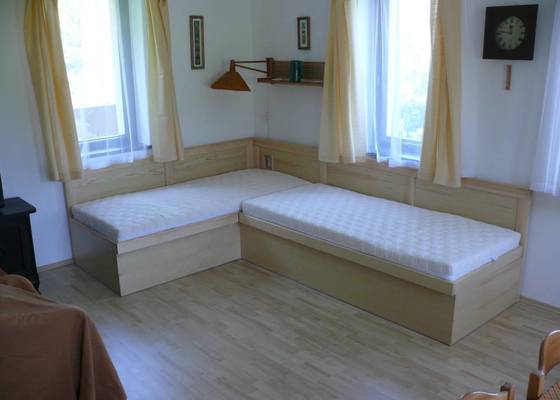 Výroba postelí s úložným prostorem