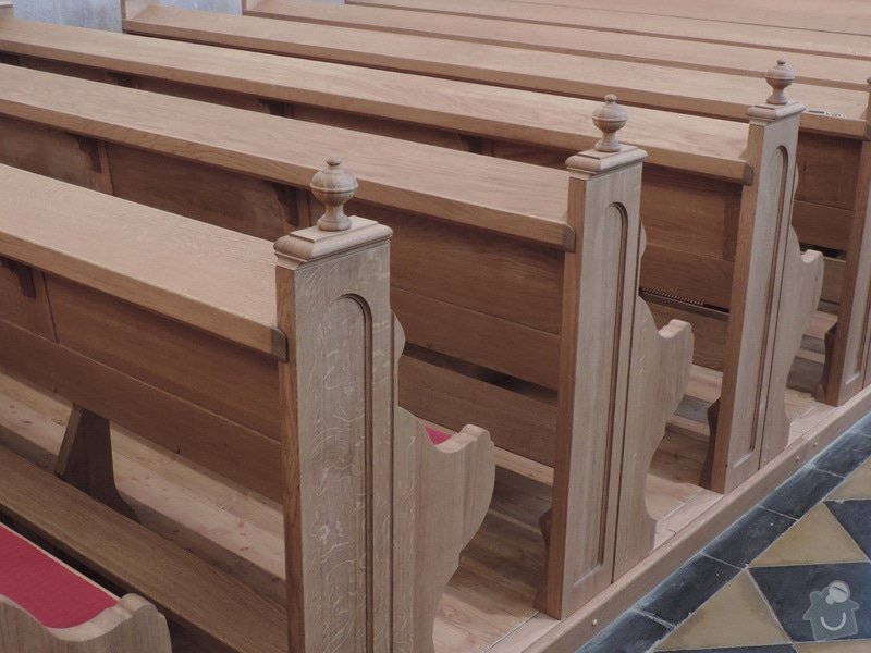 Výroba a montáž kostelních lavic: Nove_lavice_-detail