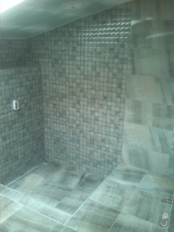 Obklady a dlažba v koupelně, cca 30 m2: IMG_20150306_101834