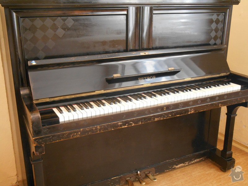 Nový povrch pianina: petrof_007