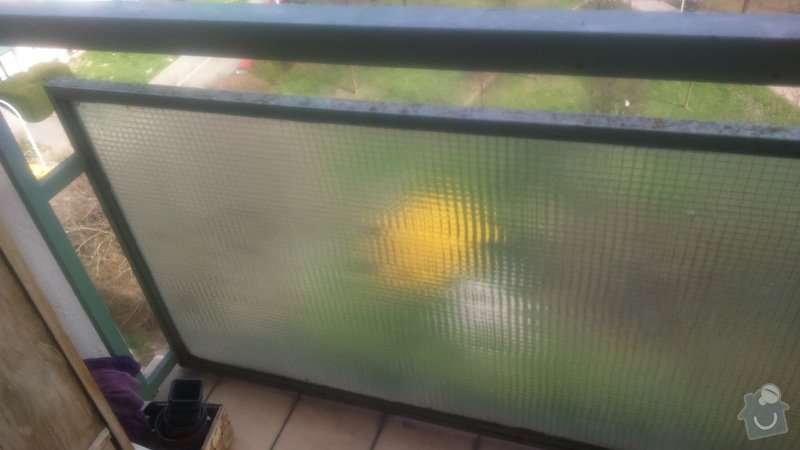 Výměnu skla na balkóně za jiné čiré: DSC_0126