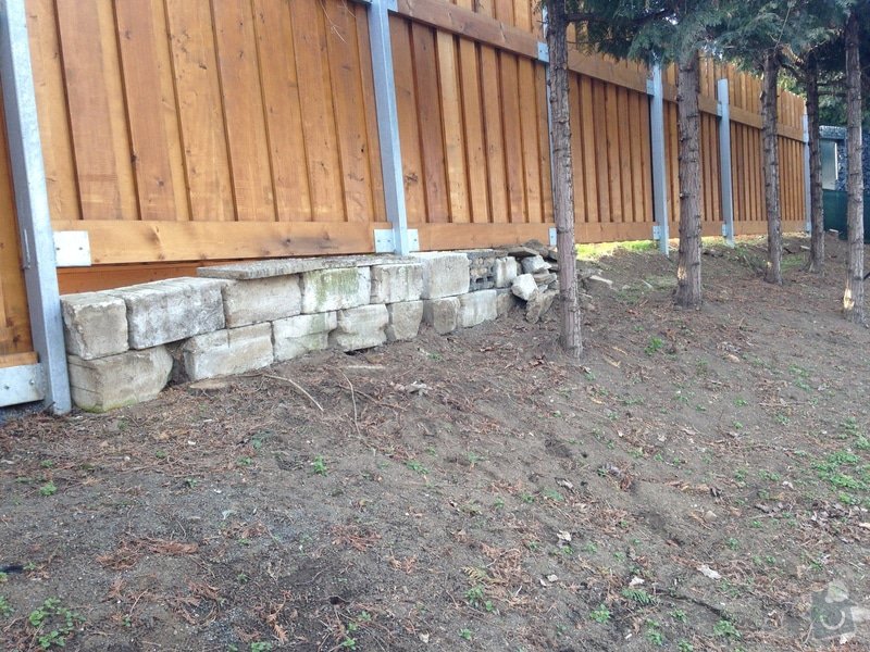 Úprava zahrady a dodělání plotu: Palisada