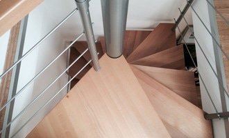 Oprava schodiště (interiér) - stav před realizací