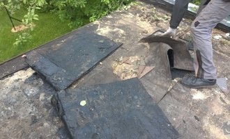 Rekonstrukce střechy - krytina, okapy