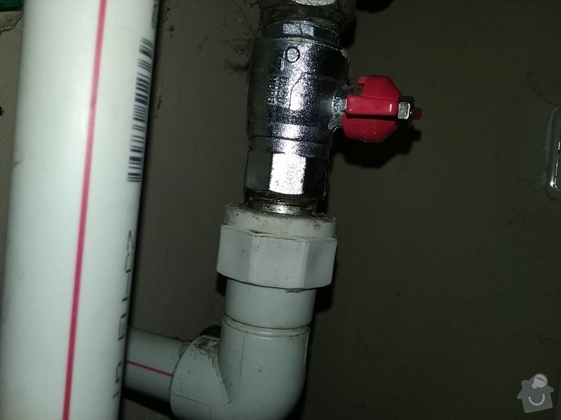 Opravit pojistny ventil pred bojlerom: 20150710_224011_1_