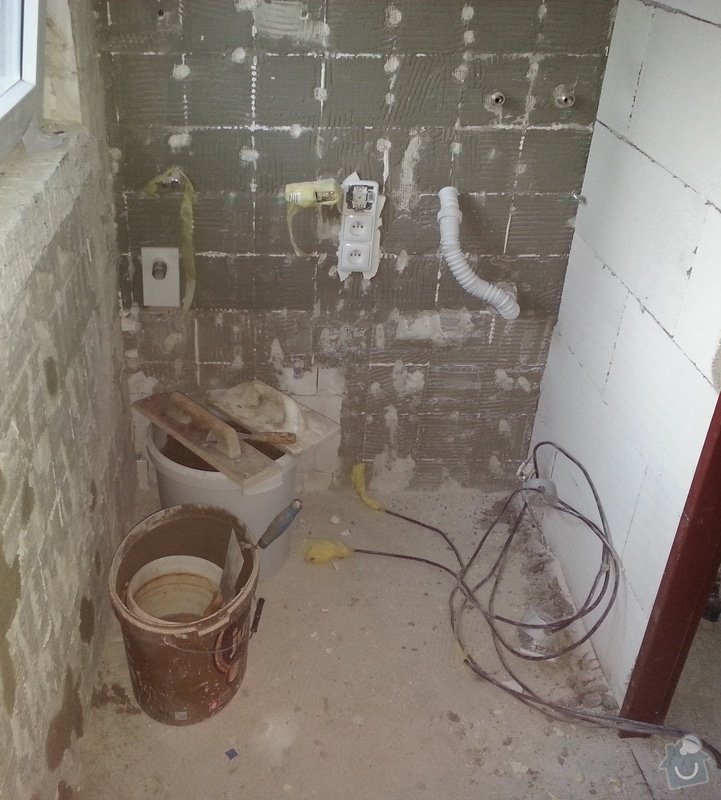 Kompletní rekonstrukce koupelny a wc: 20150522_202441