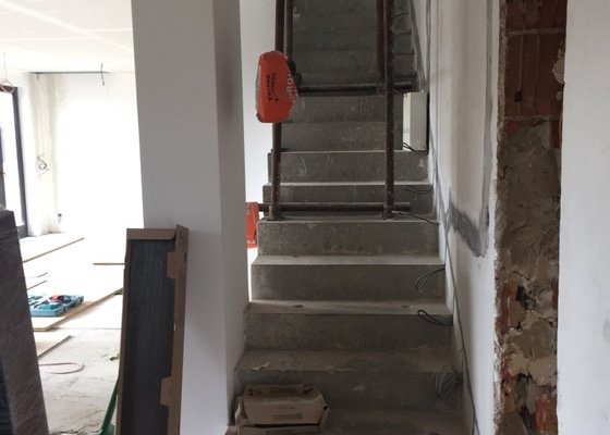 Výroba dřevěných schodových nášlapnic na schodiště