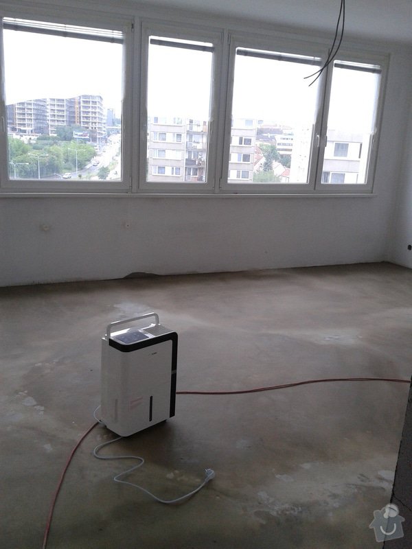 Rekonstrukce bytu a bytového jádra v panelovém domě: 038