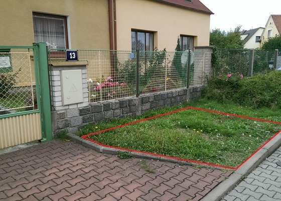 Pokládka zámkové dlažby 10m2 - stav před realizací