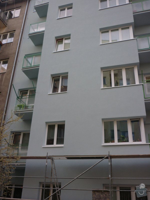 Zateplení bytového domu, Brno Pekařská 2015: Zatepleni_fasady_bytove_domu__Brno_-_Pekarska__brezen_2015_023