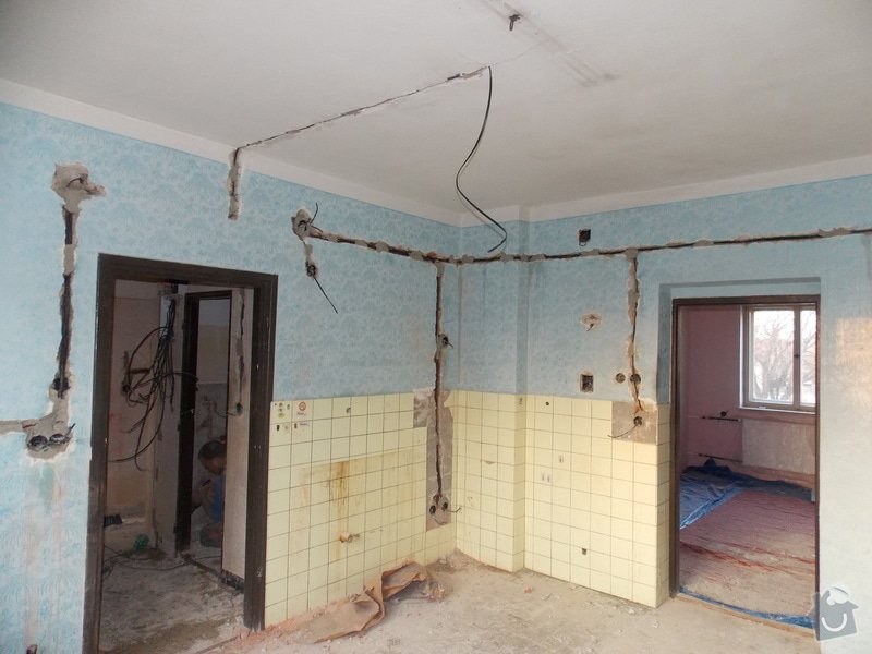 Celková rekonstrukce bytového domu Doloplazy 52: DSCN1590