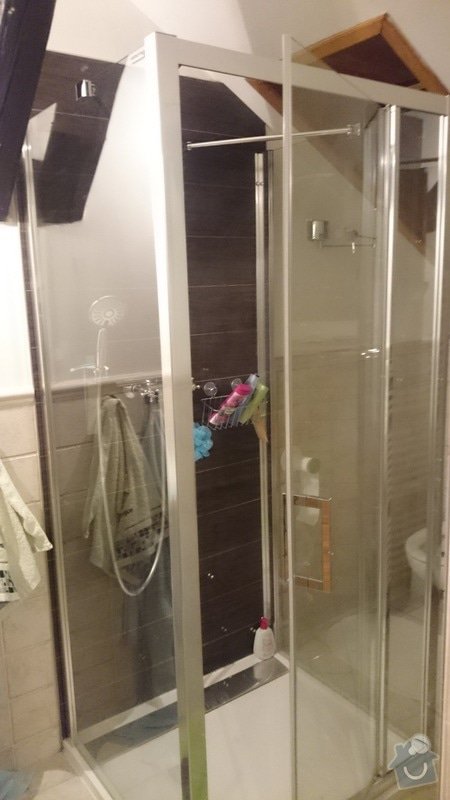 Rekonstrukce koupelny, výměna sprchového koutu: DSC_1349
