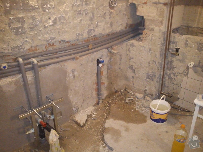 Rekonstrukce koupelny: DSC00020