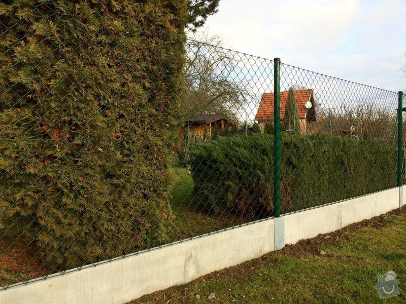 Rekonstrukce drátěného plotu: IMG_0354
