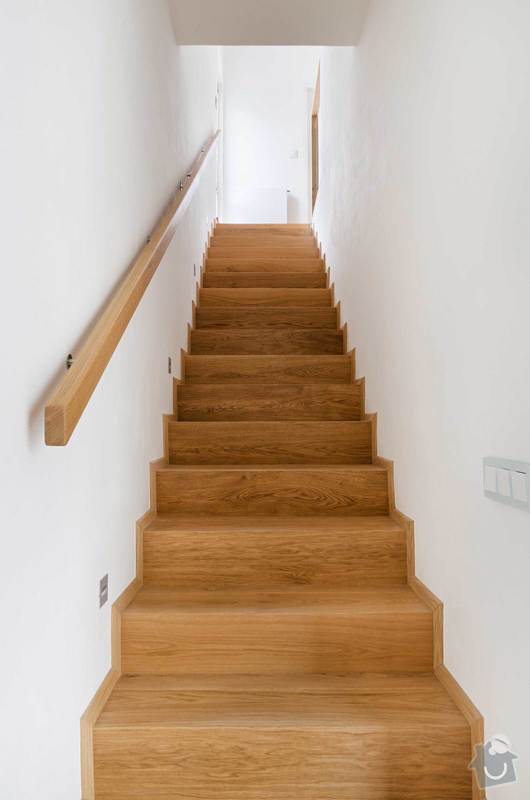 Pokládka vícevrstvé podlahy, obklad schodiště: 10