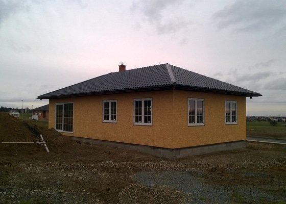 Stavba rodinného domu - bungalow
