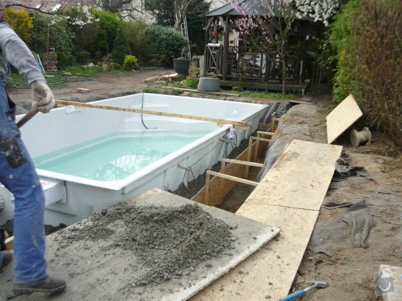 Betonáž bazenu: P1050073