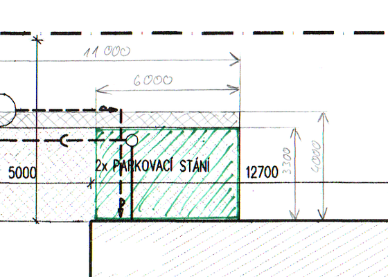 Parkovací stání se zámkovou dlažbou a přístřešek na auto