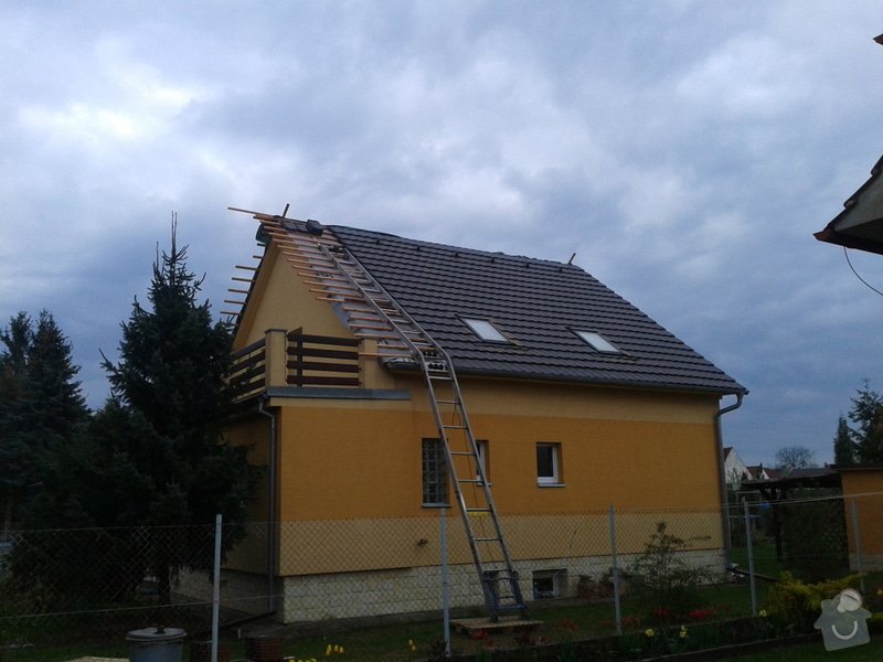 Pokrývačské práce (pálená taška nebo podobně cca 120 m2 na starším RD : 045