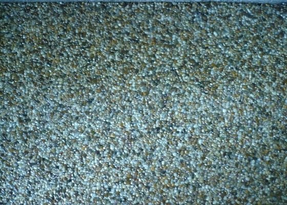 Kamenny koberec do chodby