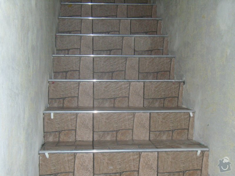 Obložení schodů: P7070057