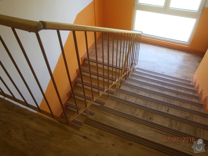Renovace schodiště a zábradlí: P7070723